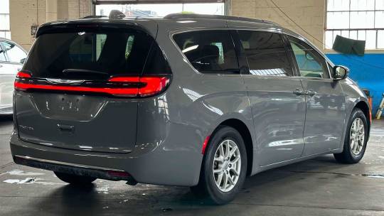 2022 Chrysler Pacifica
