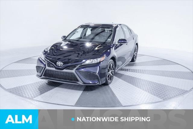2022 toyota camry se