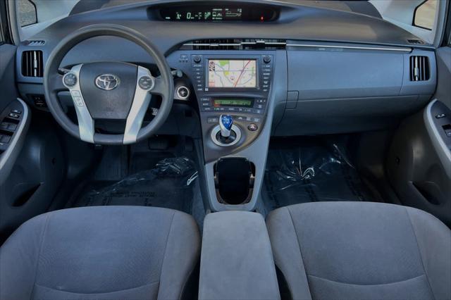 2010 toyota prius iii