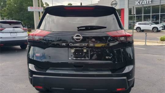 new 2024 nissan rogue sv fwd