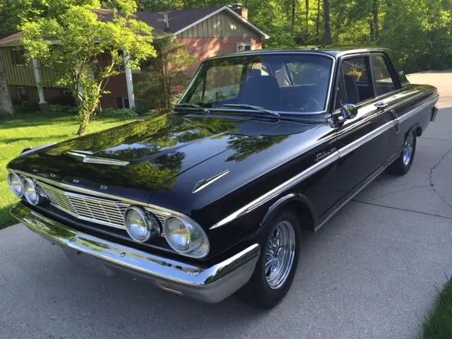 1964 ford fairlane 500, excellent condition, nicely restored, nice hot rod