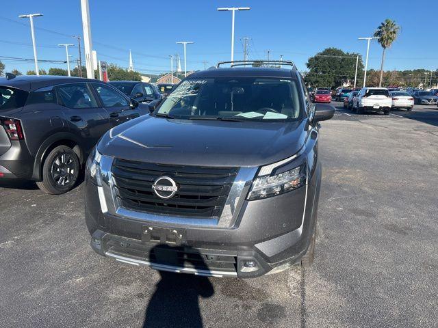 2022 nissan pathfinder sl