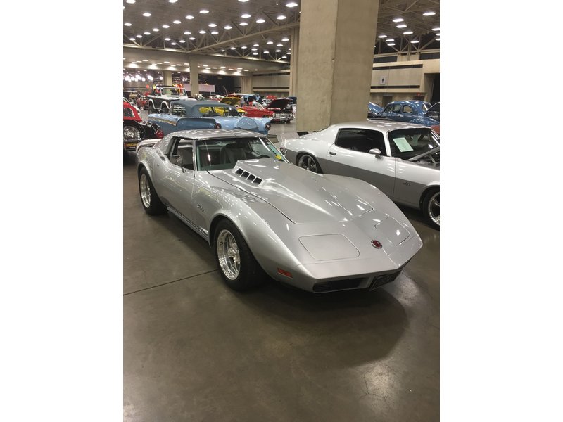 chevrolet corvette coupe
