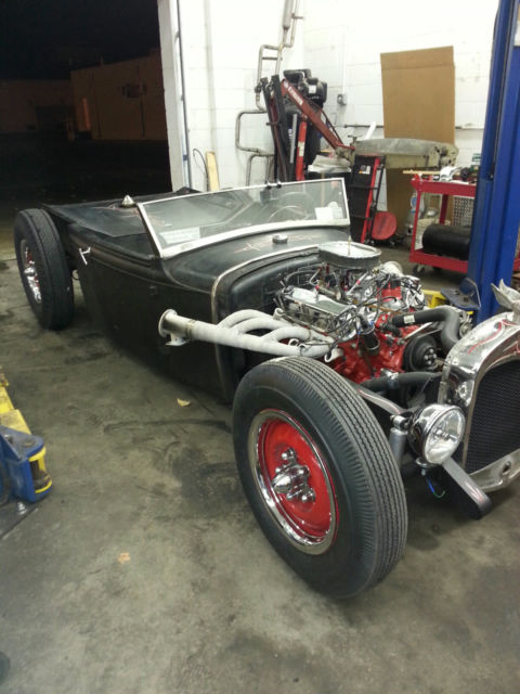 30's ford model a hotrod roadster truck rat rod not bagged chopped windsheild