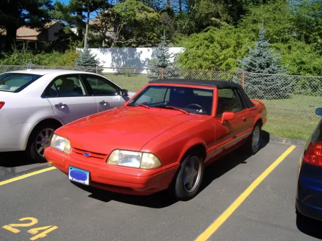 1993 ford mustang lx convertible 2-door 5.0l v8 5 speed manual transmission