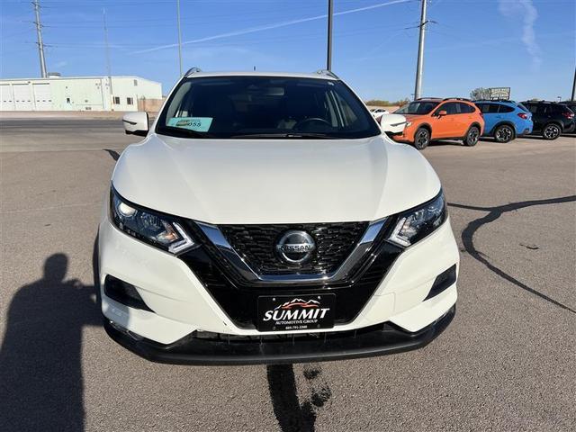 2022 nissan rogue sport sv
