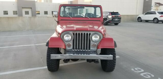 1983 jeep cj7 laredo - very good condition and factory a/c - garage kept