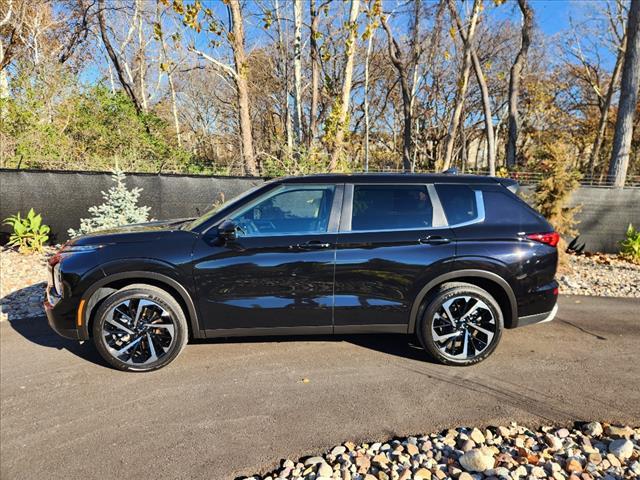 2023 mitsubishi outlander se