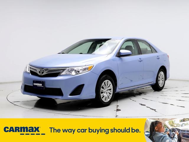 2014 toyota camry le