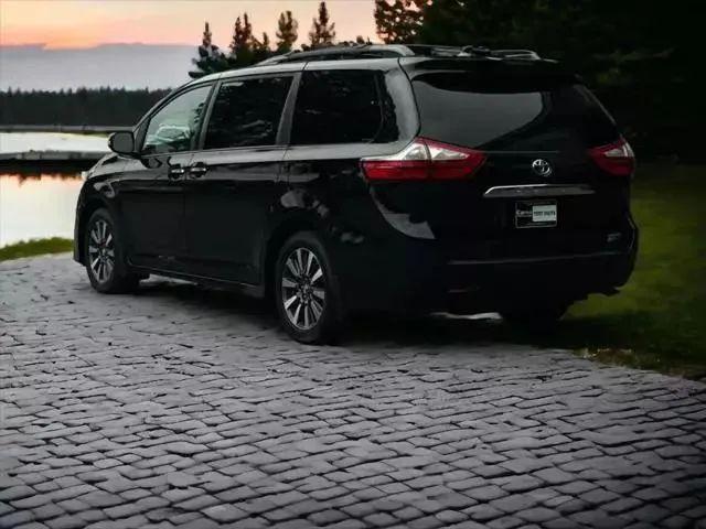 2019 toyota sienna xle