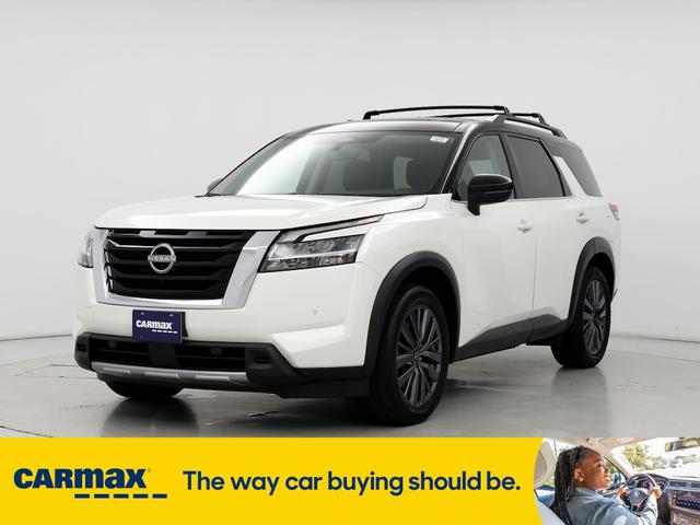 2023 nissan pathfinder sl