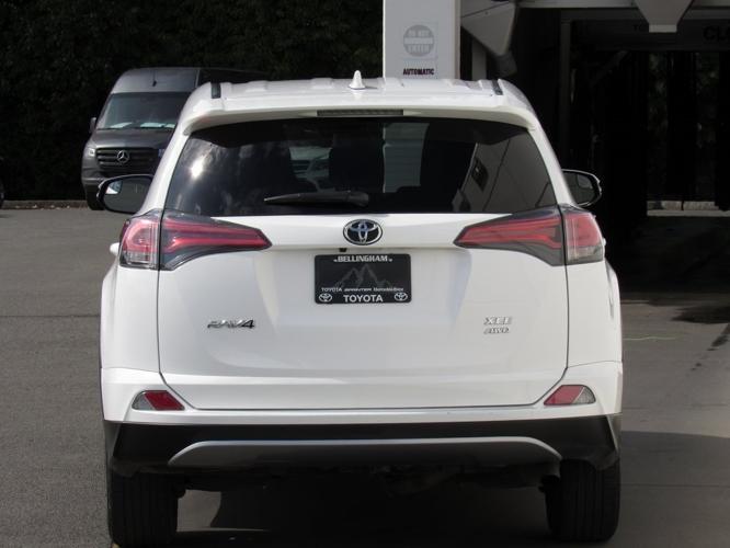 certified 2018 toyota rav4 xle bellingham, wa 98229 for sale in bellingham, washington