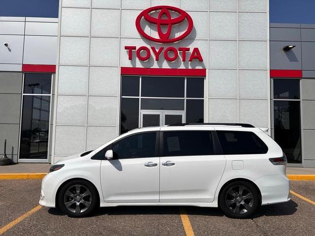 2015 toyota sienna se