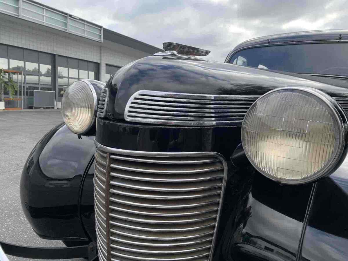 1937 chrysler imperial sedan black rwd manual limousine