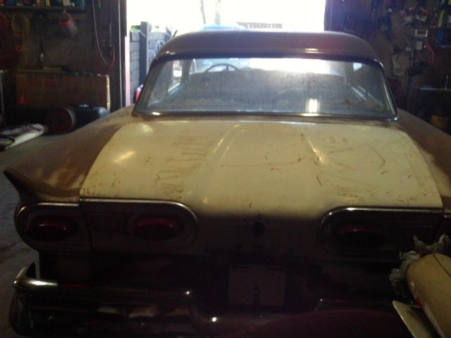 1958 ford fairlane hard top
