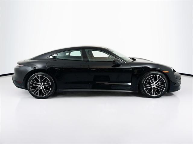 2022 porsche taycan base (a2)