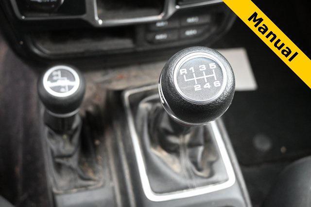 2021 jeep wrangler sport