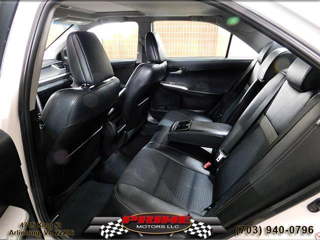 2014 toyota camry se sport