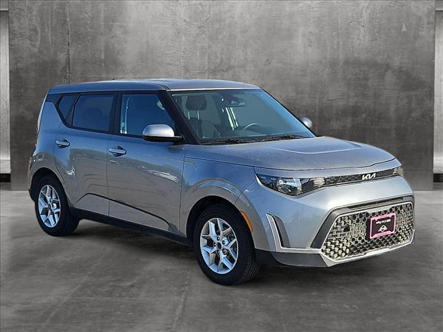 2023 kia soul lx