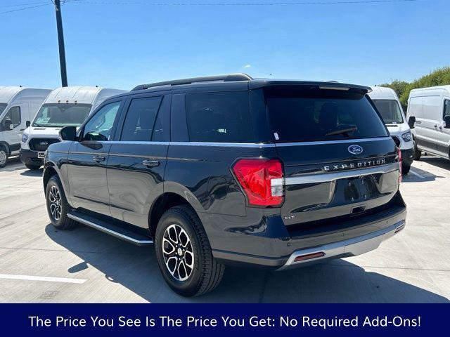 2022 ford expedition xlt