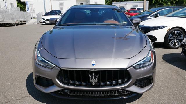 2022 maserati ghibli modena