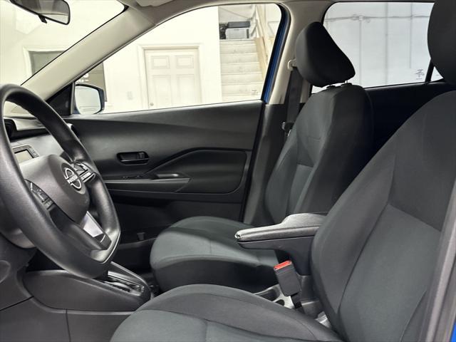 2023 nissan kicks s