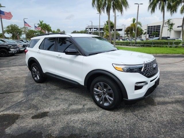 2022 ford explorer xlt