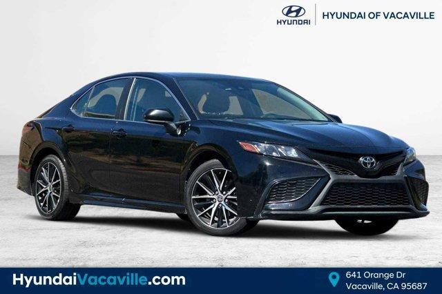 2021 toyota camry se
