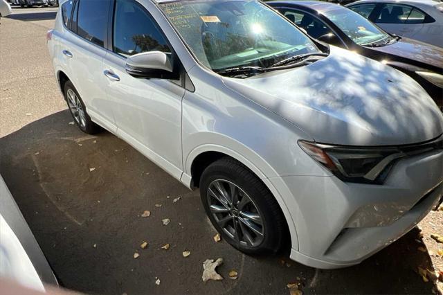 2017 toyota rav4 platinum