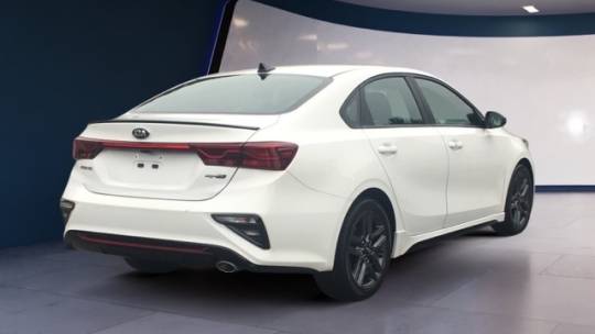 2021 kia forte gt-line