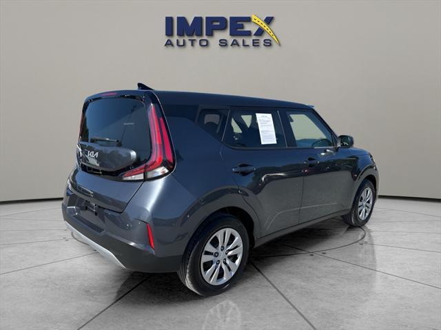 2023 kia soul lx
