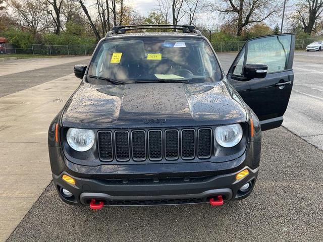 2023 jeep renegade trailhawk
