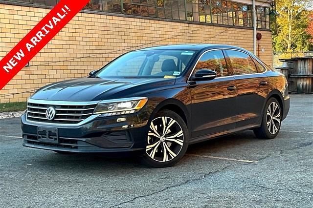 2022 volkswagen passat 2.0t se