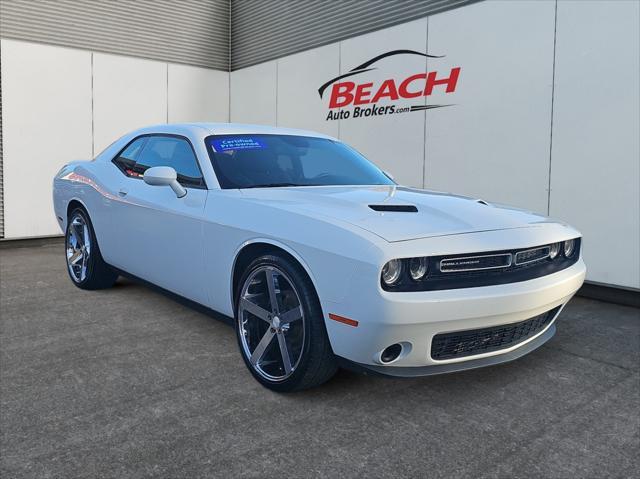 2019 dodge challenger sxt