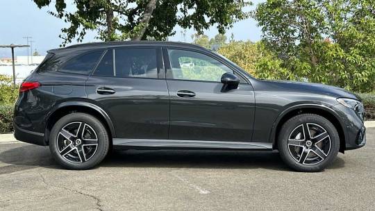 2025 Mercedes-Benz GLC