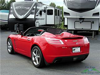 2008 Saturn Sky red line