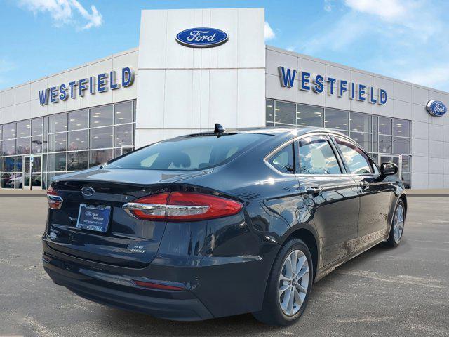 2020 ford fusion hybrid se