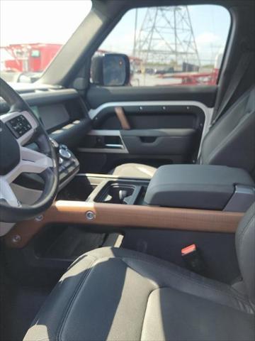 2024 land rover defender 110 p400 x-dynamic se
