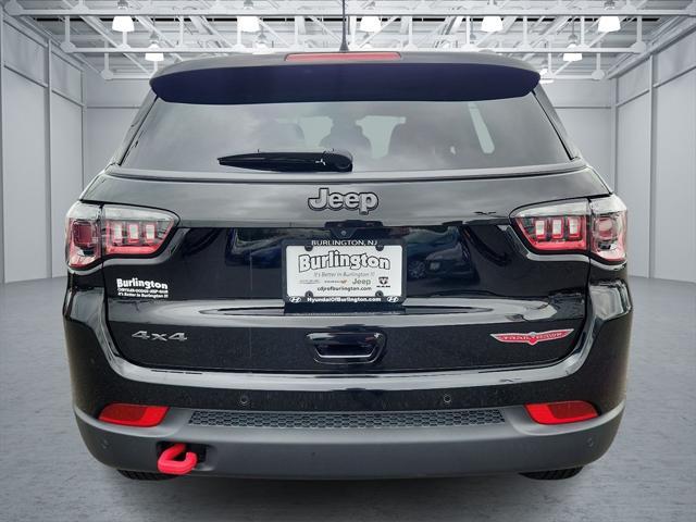 2022 jeep compass trailhawk