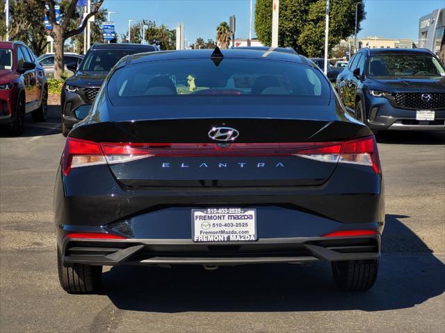 2022 hyundai elantra sel