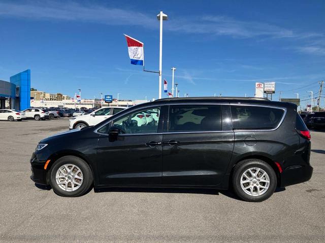 2022 chrysler pacifica touring-l