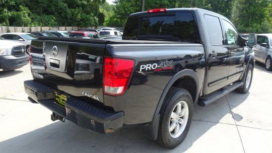 2012 nissan titan pro-4x