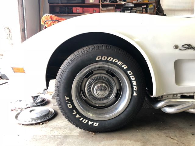 1976 chevrolet stingray corvette