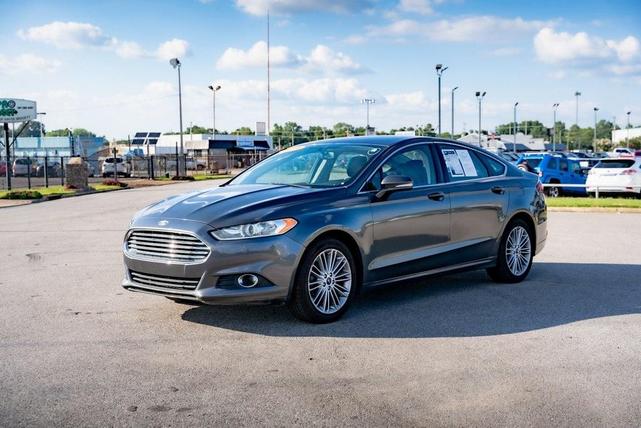 2016 ford fusion se