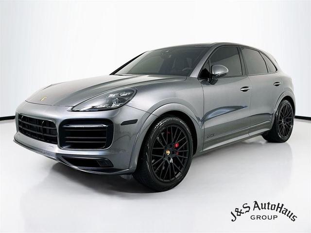 2022 porsche cayenne gts