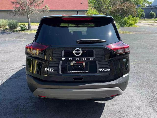 2021 nissan rogue sv