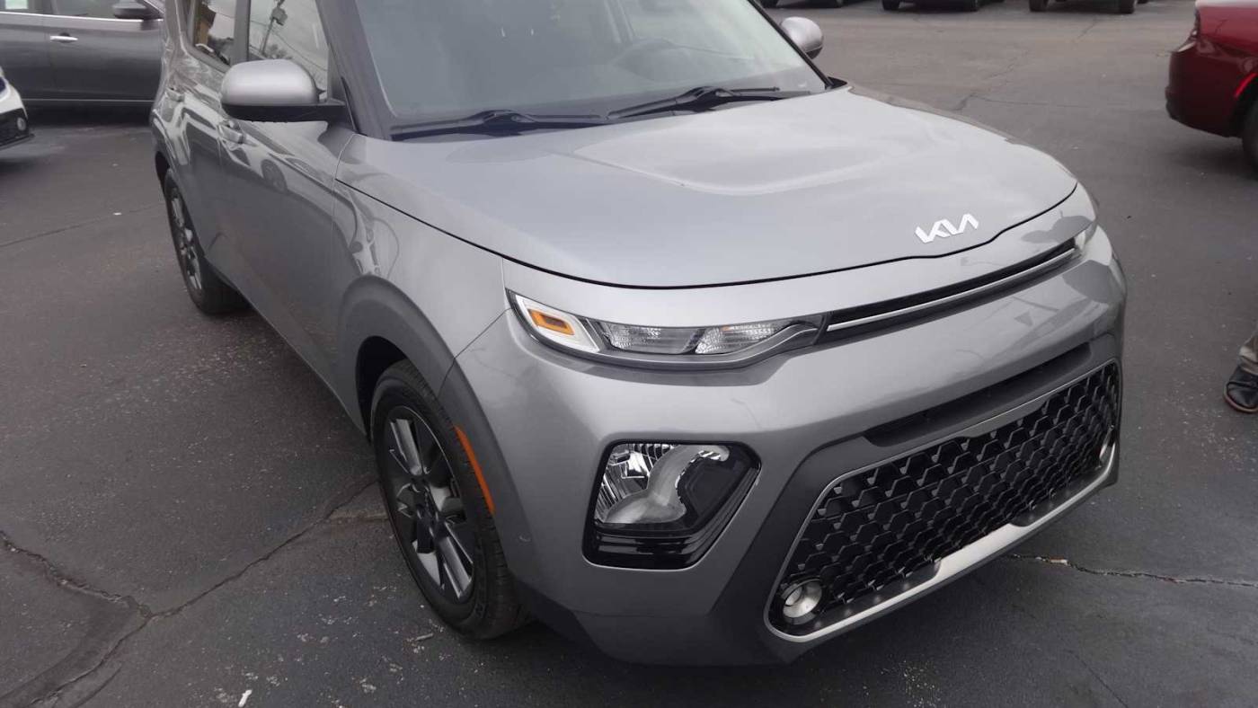 2022 kia soul ex