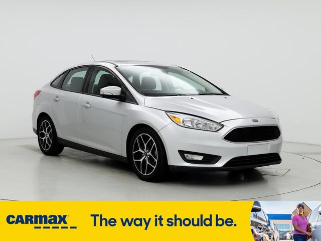 2017 ford focus sel