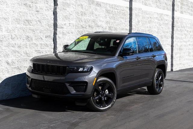 2023 jeep grand cherokee altitude