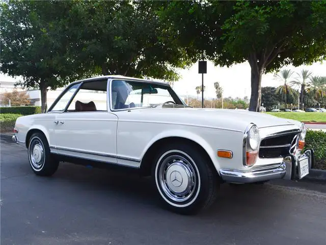 1971 white mercedes benz 280 sl 4-speed